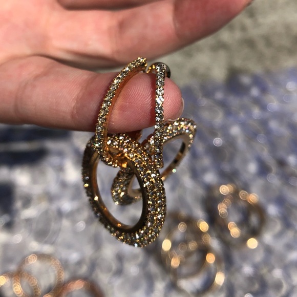 8 pair lot // GOLD & RHINESTONE hoop earrings CLASSY - Picture 3 of 8